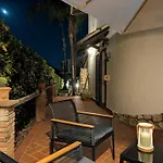 Azure Bay Chic * Fontane Bianche