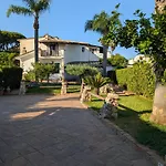 Villa Azure Bay Chic Fontane Bianche